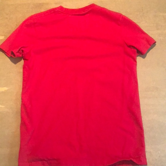 Abercrombie and Fitch T-Shirt - Picture 2 of 3